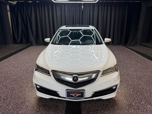 Used 2017 Acura TLX V6 SH-AWD w/ Advance Package image 2
