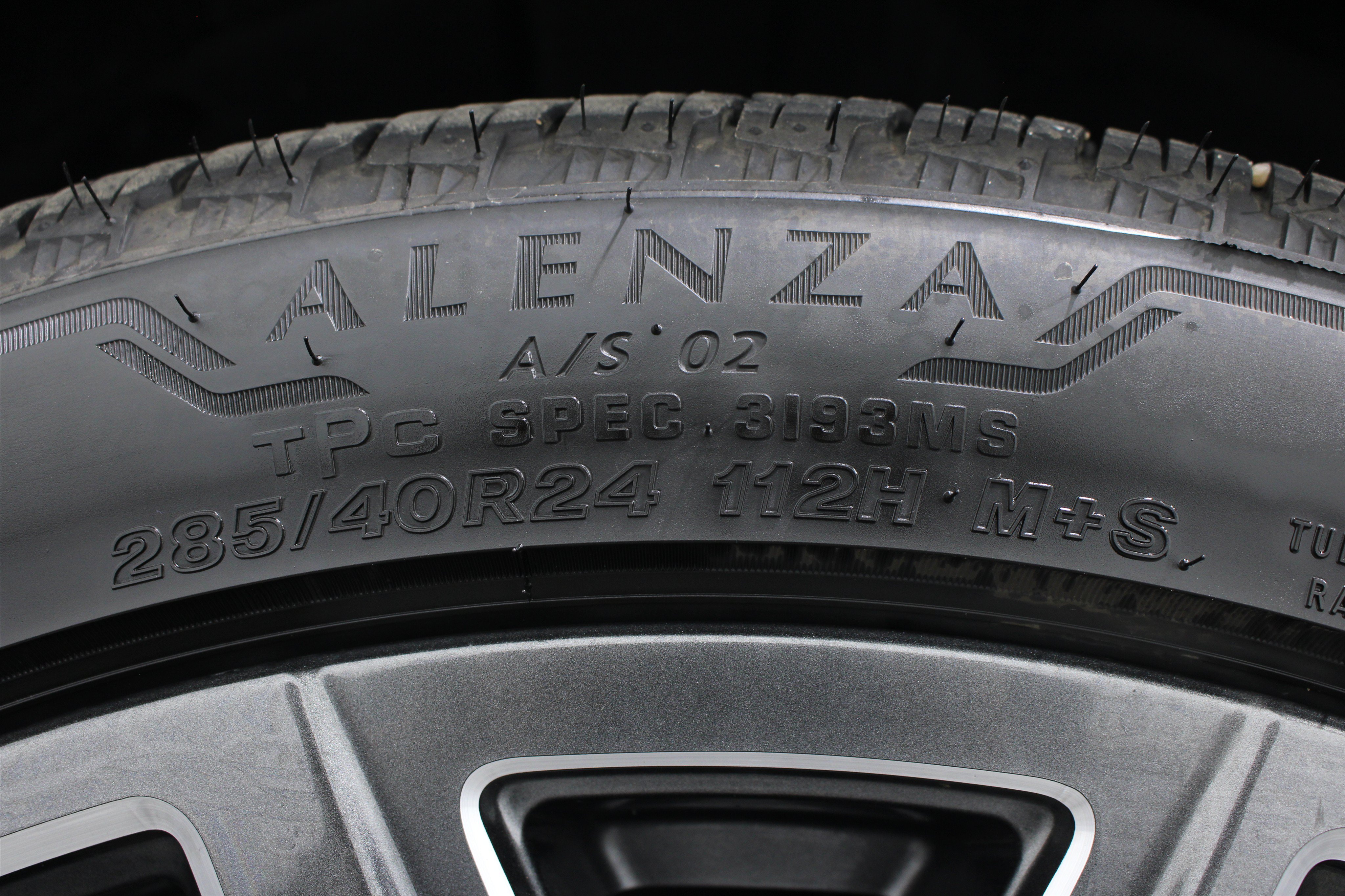 Used 2026 GMC Yukon Denali Ultimate AWD/4WD image 44