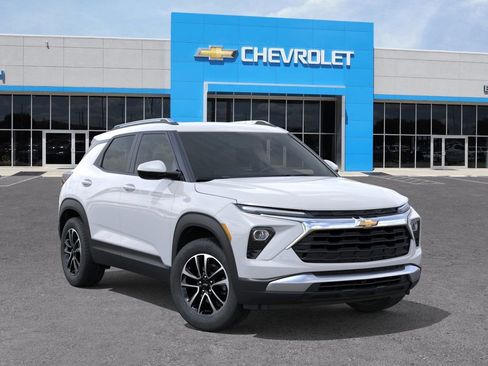 New 2026 Chevrolet TrailBlazer LT w/ Convenience Package FWD image 7