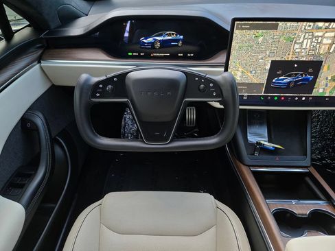 Used 2021 Tesla Model S Plaid AWD/4WD image 15