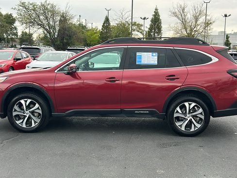 Certified 2022 Subaru Outback Limited AWD/4WD image 9