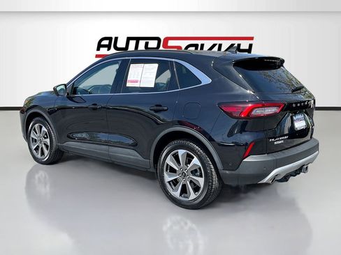 Used 2024 Ford Escape Platinum w/ Premium Technology Package AWD/4WD image 5