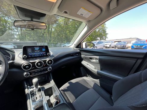 Used 2024 Nissan Sentra SV image 33