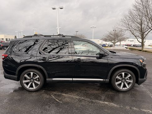 Certified 2024 Honda Pilot Elite image 2