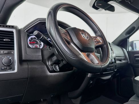 Used 2023 RAM 1500 Classic Warlock image 21