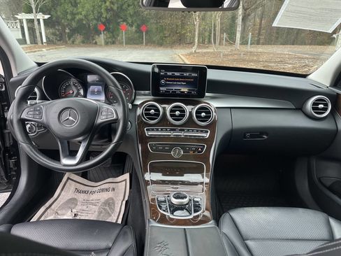Used 2017 Mercedes-Benz C 300 Sedan image 19