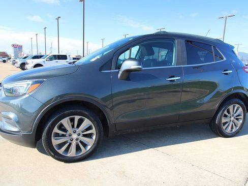 Used 2018 Buick Encore Preferred image 16