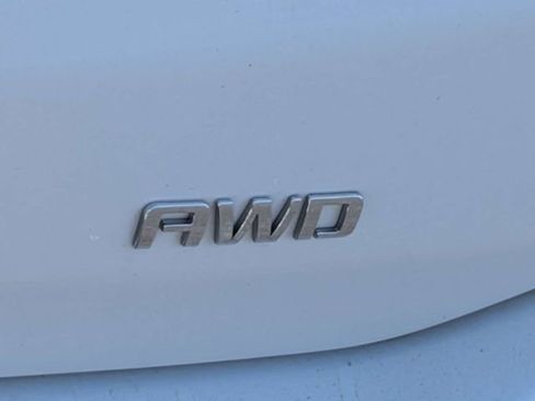 Used 2022 Chevrolet Equinox LT AWD/4WD image 11