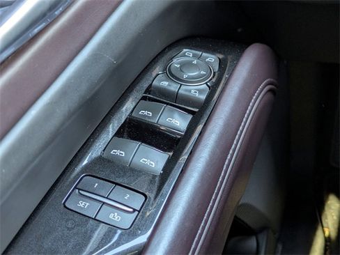 Used 2021 Cadillac Escalade Sport Platinum image 25