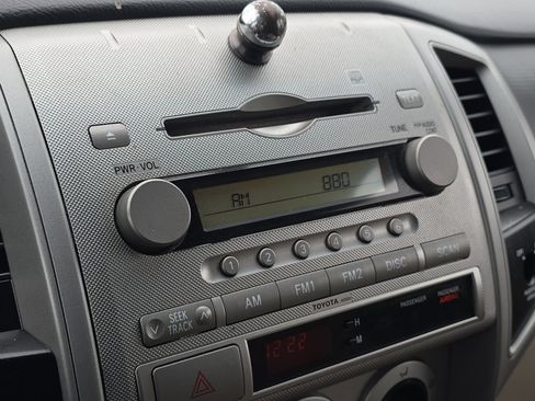 Used 2007 Toyota Tacoma PreRunner image 17