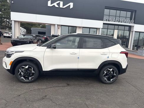 New 2026 Kia Seltos S image 2