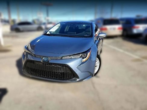Used 2020 Toyota Corolla LE image 4