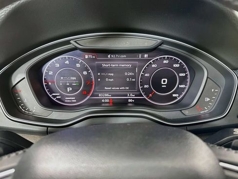Used 2018 Audi Q5 Prestige w/ Prestige Package AWD/4WD image 34