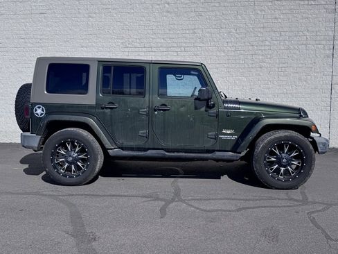 Used 2007 Jeep Wrangler Unlimited Sahara image 4