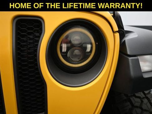 Used 2018 Jeep Wrangler Unlimited Rubicon w/ Cold Weather Group AWD/4WD image 59