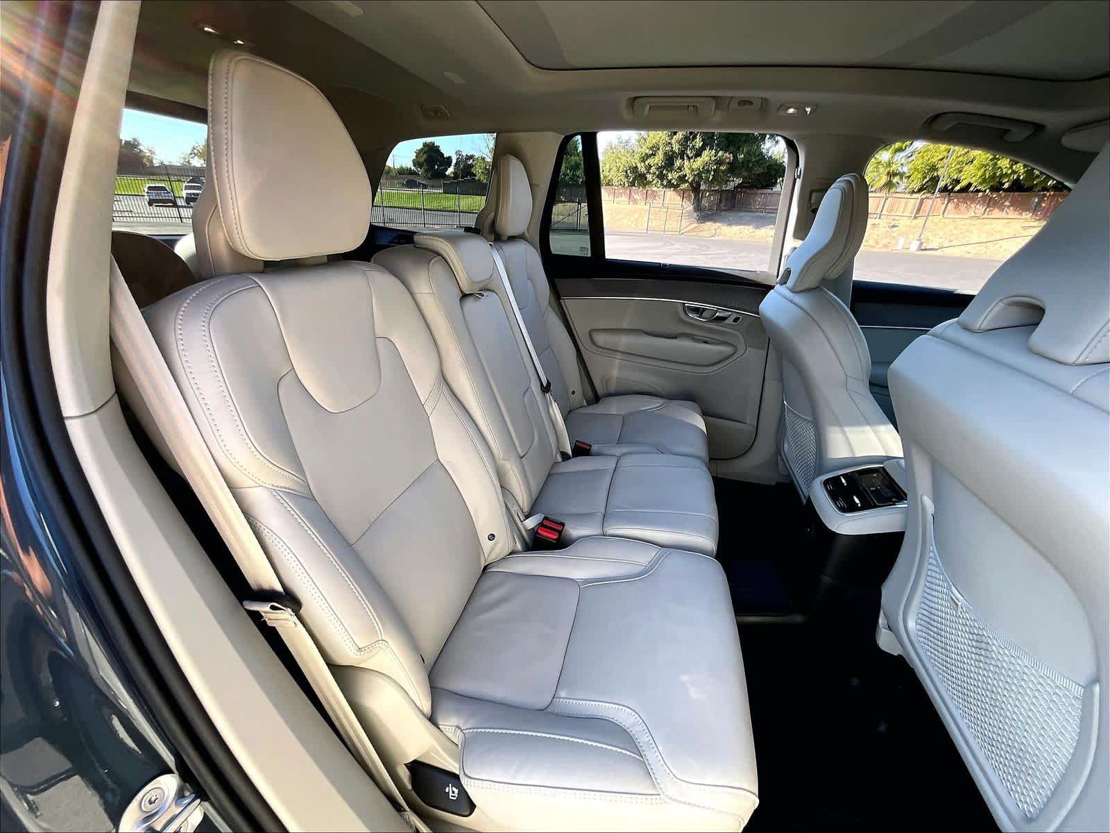 Used 2026 Volvo XC90 T8 Ultra w/ Protection Package Premier AWD/4WD image 32