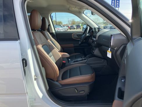 New 2025 Ford Bronco Sport Outer Banks image 12