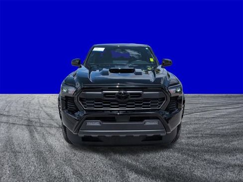 Used 2026 Toyota Tacoma 4x4 Double Cab image 9