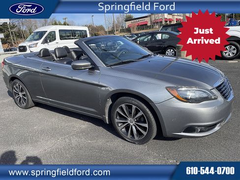 Used 2011 Chrysler 200 S image 1