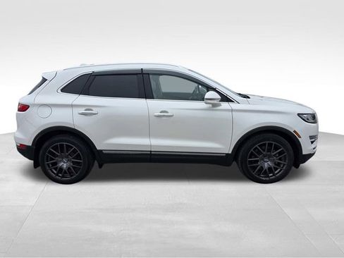 Used 2019 Lincoln MKC Reserve image 2