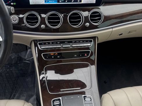 Used 2022 Mercedes-Benz E 350 Sedan image 36