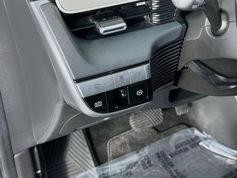 Used 2024 Hyundai Ioniq 5 SEL image 36
