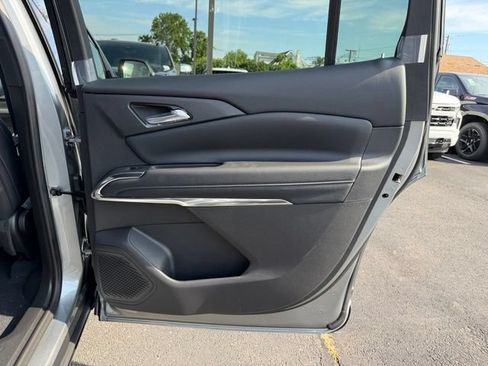 New 2026 Chevrolet Traverse LT w/ Driver Confidence Package FWD image 10