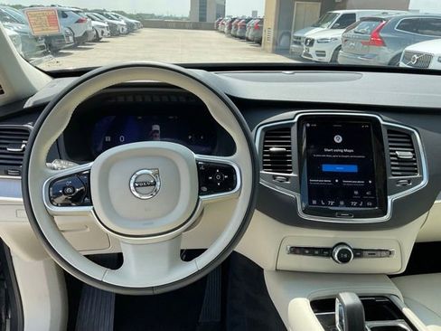 Certified 2025 Volvo XC90 B5 Core AWD/4WD image 12
