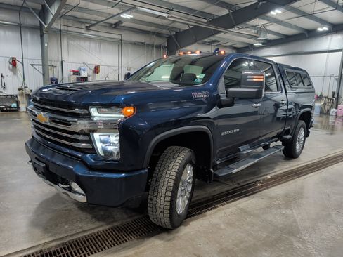 Used 2020 Chevrolet Silverado 2500 High Country w/ Z71 Off-Road Package image 6