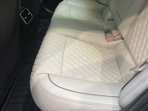 Certified 2025 Genesis G70 3.3T Advanced w/ Sport Prestige Package AWD/4WD image 16