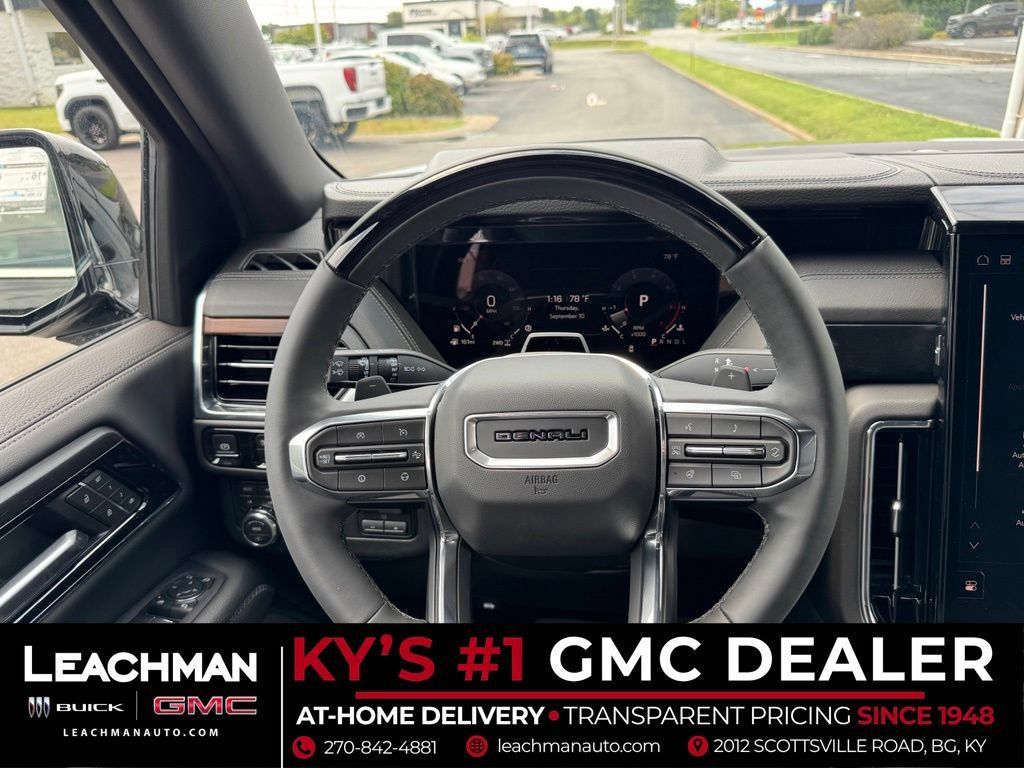 New 2026 GMC Yukon Denali w/ Denali Reserve Package AWD/4WD image 21