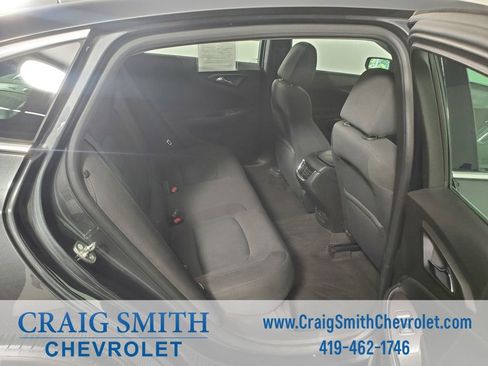 Used 2018 Chevrolet Malibu LT FWD image 14