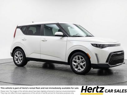 Used 2025 Kia Soul LX w/ LX Technology Package
