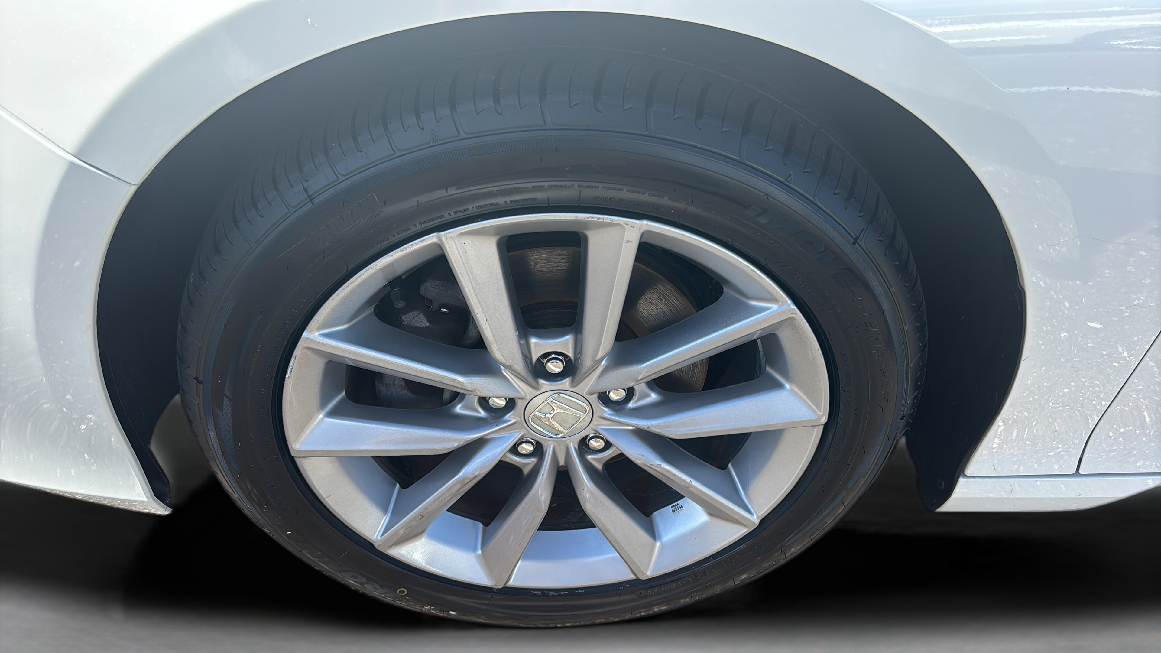 Certified 2021 Honda Accord LX image 32