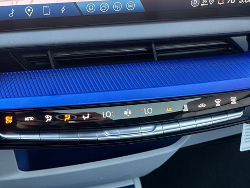 Certified 2025 Cadillac Optiq Luxury 1 image 27