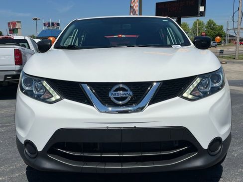 Used 2017 Nissan Rogue Sport S w/ S Appearance Package image 3