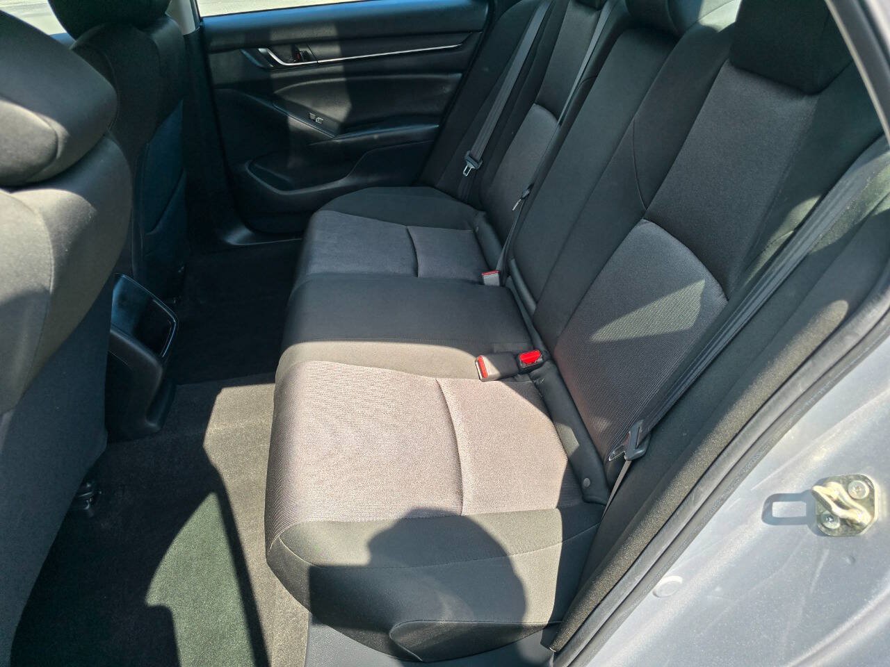 Used 2019 Honda Accord LX image 21