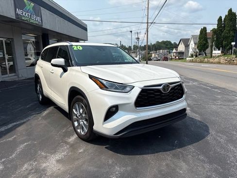 Used 2020 Toyota Highlander Limited w/ Protection Package #3 AWD/4WD image 2