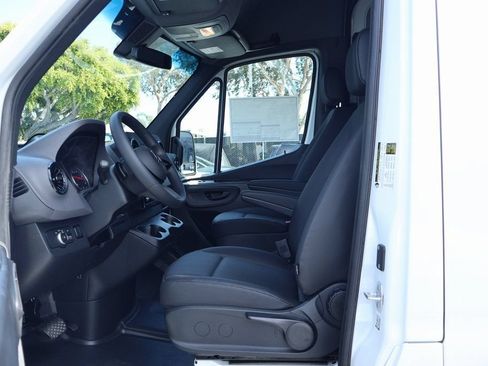 New 2026 Mercedes-Benz Sprinter 2500 image 6