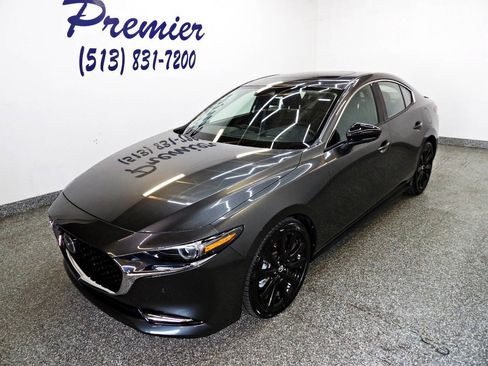 Used 2022 MAZDA MAZDA3 s AWD/4WD image 1