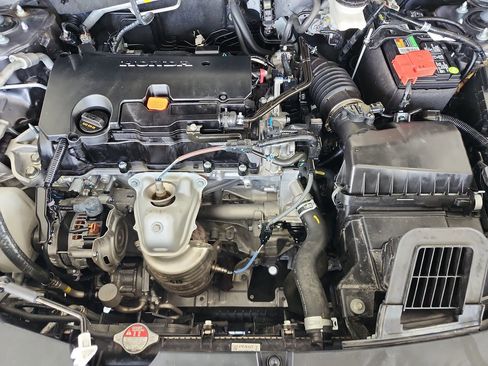 Certified 2023 Honda HR-V LX image 10