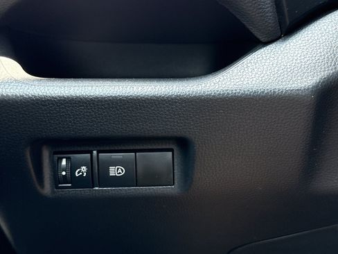 Used 2024 Toyota RAV4 SE AWD/4WD image 18