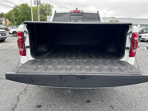 Used 2020 RAM 1500 Laramie AWD/4WD image 25