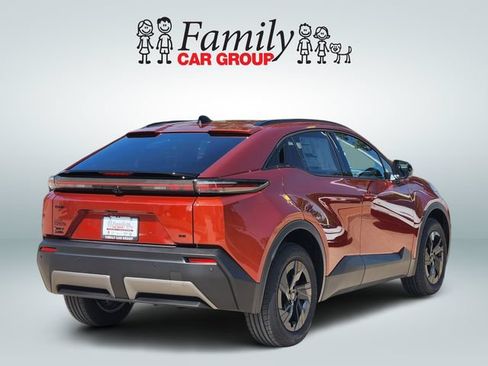 New 2026 Toyota C-HR AWD/4WD image 4