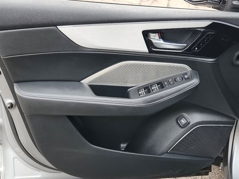 Used 2023 Acura MDX image 13