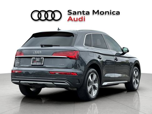 Used 2023 Audi Q5 Prestige AWD/4WD image 2