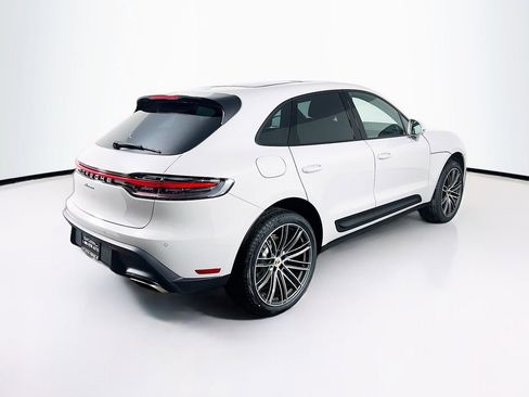 New 2026 Porsche Macan image 9