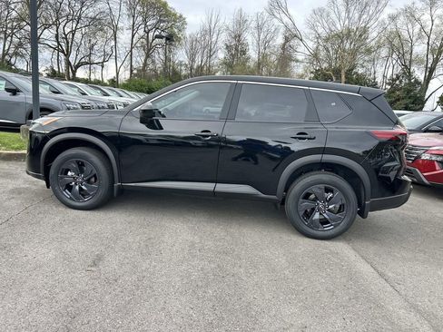 New 2026 Nissan Rogue SV FWD image 4