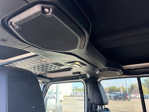 Used 2020 Jeep Gladiator Rubicon image 31