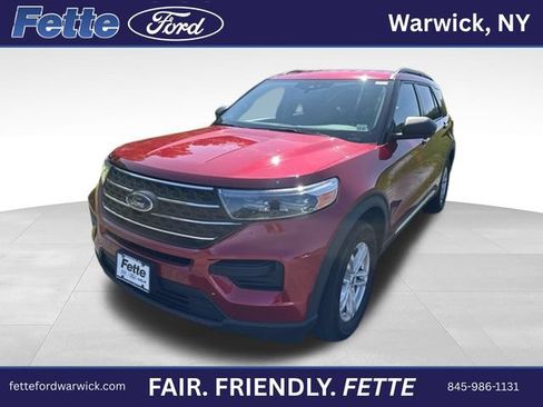 Certified 2022 Ford Explorer XLT w/ Class IV Trailer Tow Package AWD/4WD image 1